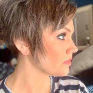 Meet your Posher, Pascale